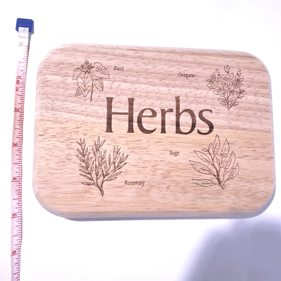 NWOT Cutting Board for Herbs Small Wooden - Picture 4 of 4